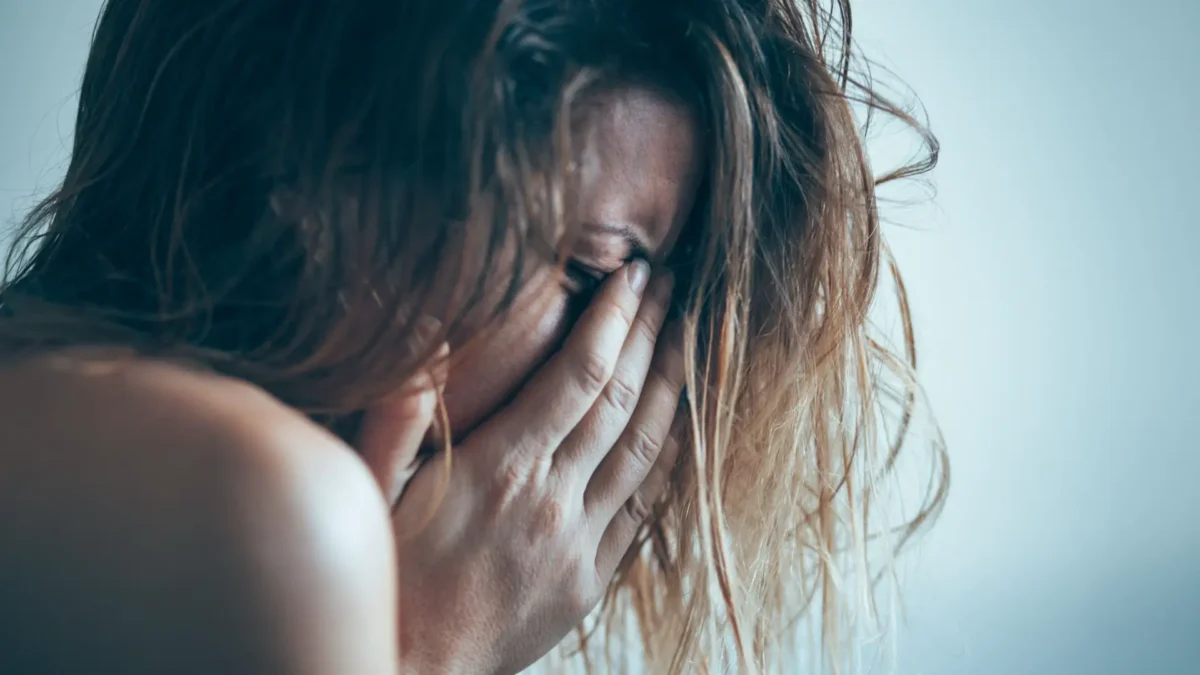 warning signs of emotional abuse