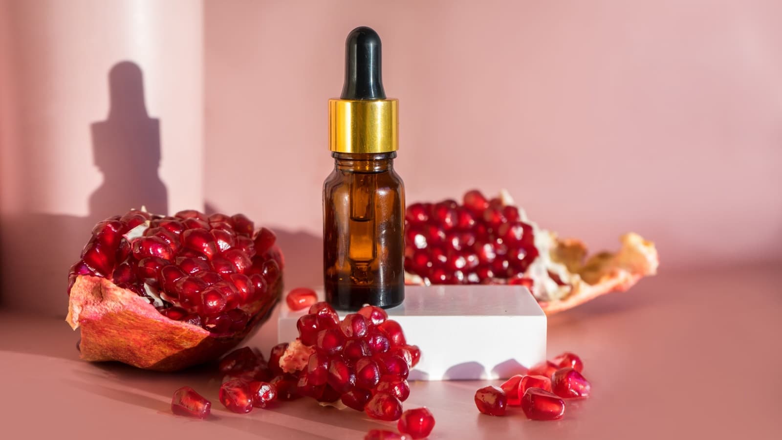 pomegranate oil