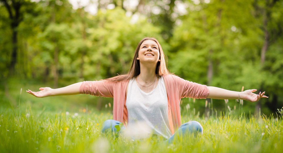 happy woman how to live a happy life blog quotes about happiness