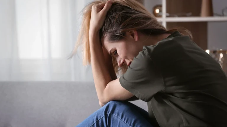 How Grief Manifests in the Body – 10 Symptoms You May be Experiencing