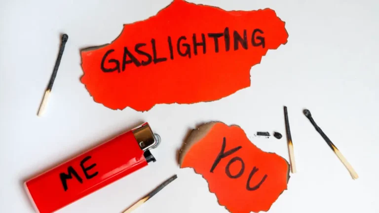 Understanding Gaslighting: 9 Signs and How to Respond