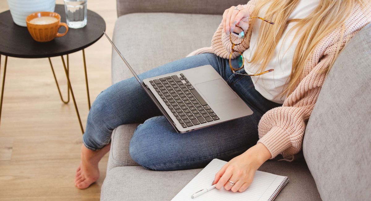woman working on computer