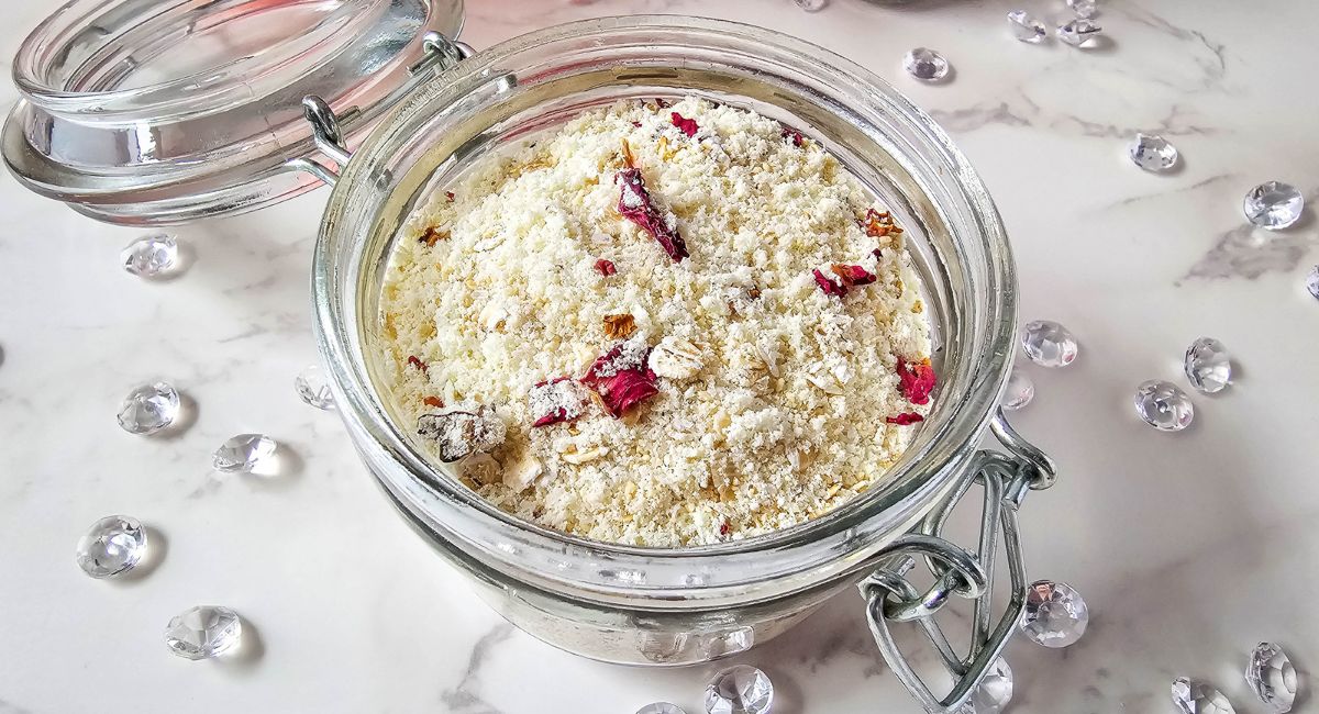 milk bath with honey and rose petals