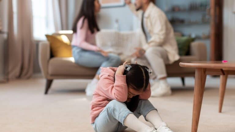 13 Signs You Were Raised by Toxic Parents